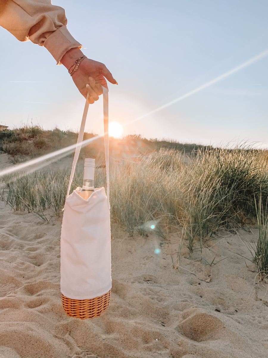 Santorini Insulated Wine Tote – The VB Picnic Co